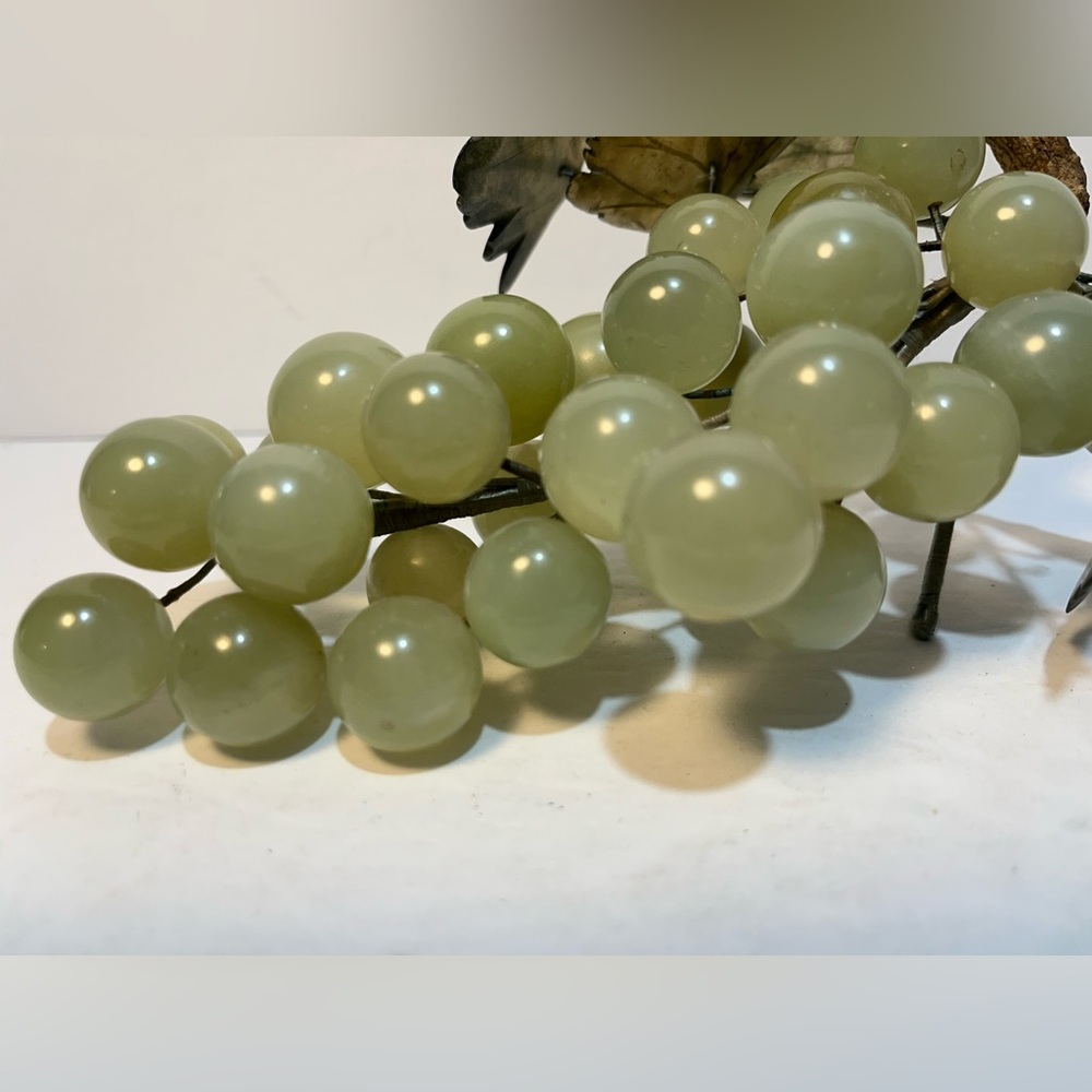 MCM Carved Polished Stone Green Grape Cluster w/ Jade Leaves - Picture 2 of 6